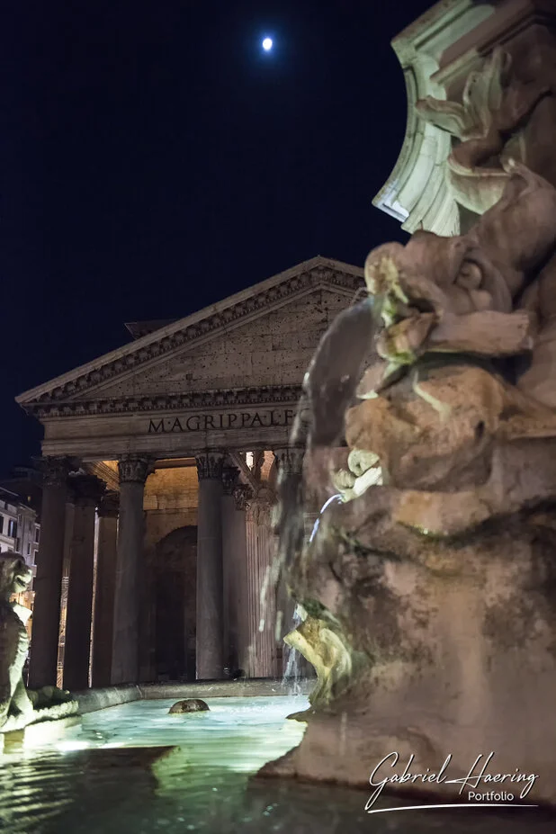 Pantheon and fountain photographed at night in Rome